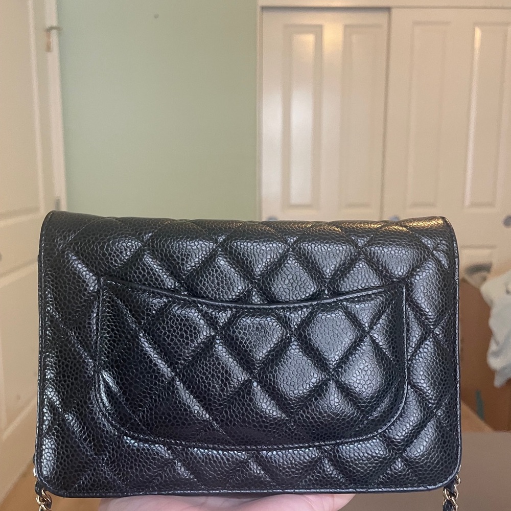 Chanel Wallet on Chain Caviar with golf hardware - Picture 2 of 7